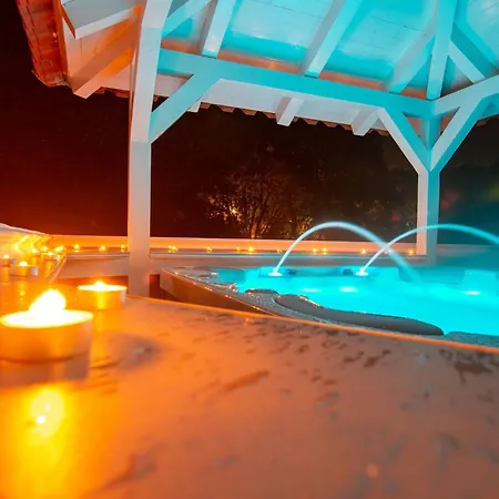 Mit Jacuzzi- Garten Und Parkplatz By Interhome Daire