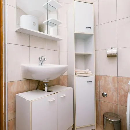 Appartement Mit Jacuzzi- Garten Und Parkplatz By Interhome Ližnjan