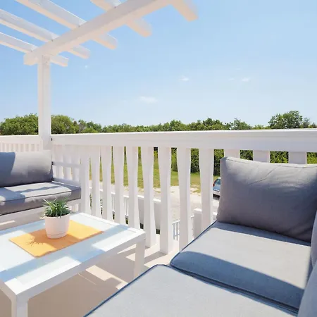 Mit Jacuzzi- Garten Und Parkplatz By Interhome Appartement *