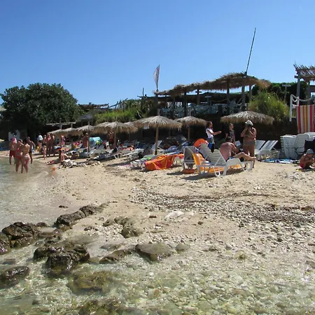 Mit Jacuzzi- Garten Und Parkplatz By Interhome Ližnjan