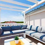 アパート Mit Jacuzzi- Garten Und Parkplatz By Interhome *