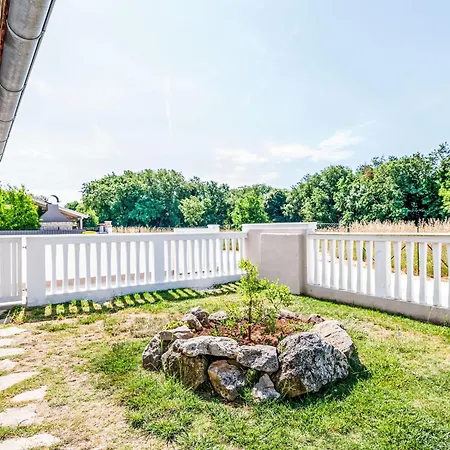 Tena Orange Mit Parkplatz- Terrasse Und Bbq By Interhome