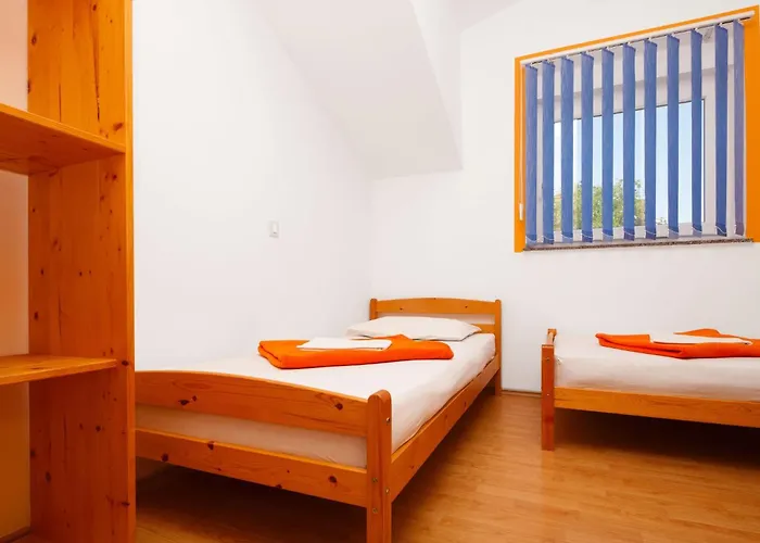 Appartement Mit Jacuzzi- Garten Und Parkplatz By Interhome Ližnjan