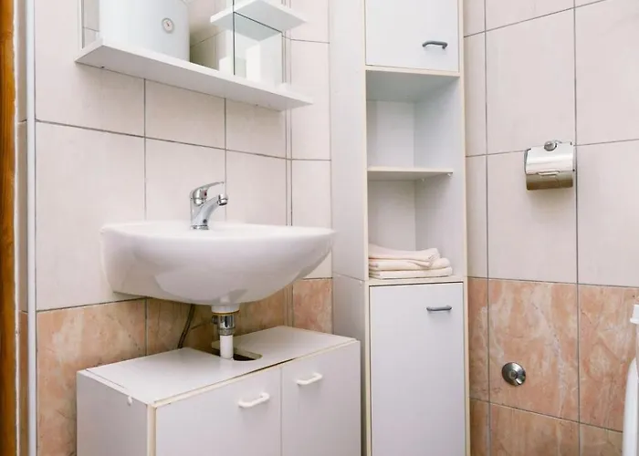 Appartement Mit Jacuzzi- Garten Und Parkplatz By Interhome Ližnjan